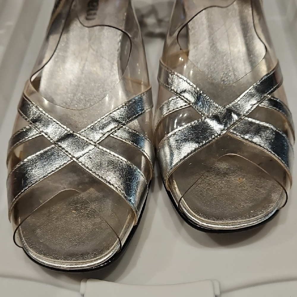 Chic Silver Strappy Heels